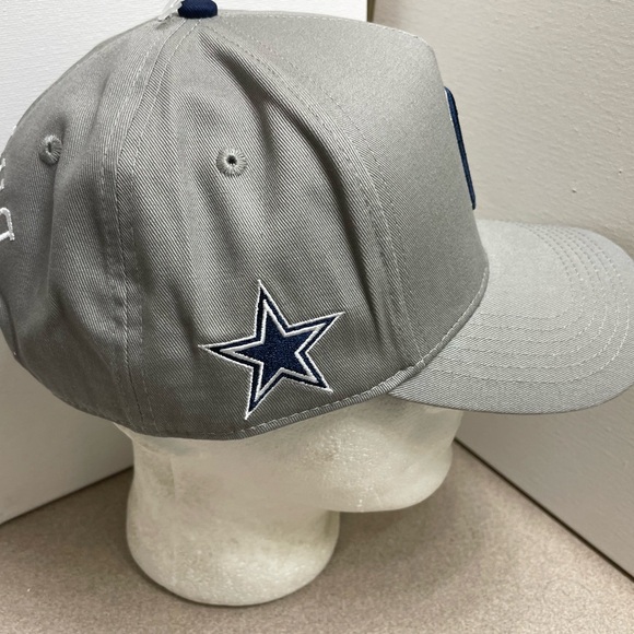True Brvnd Reversed D Dallas Cowboys Star SnapBack Gray Hat Cap - Picture 4 of 8